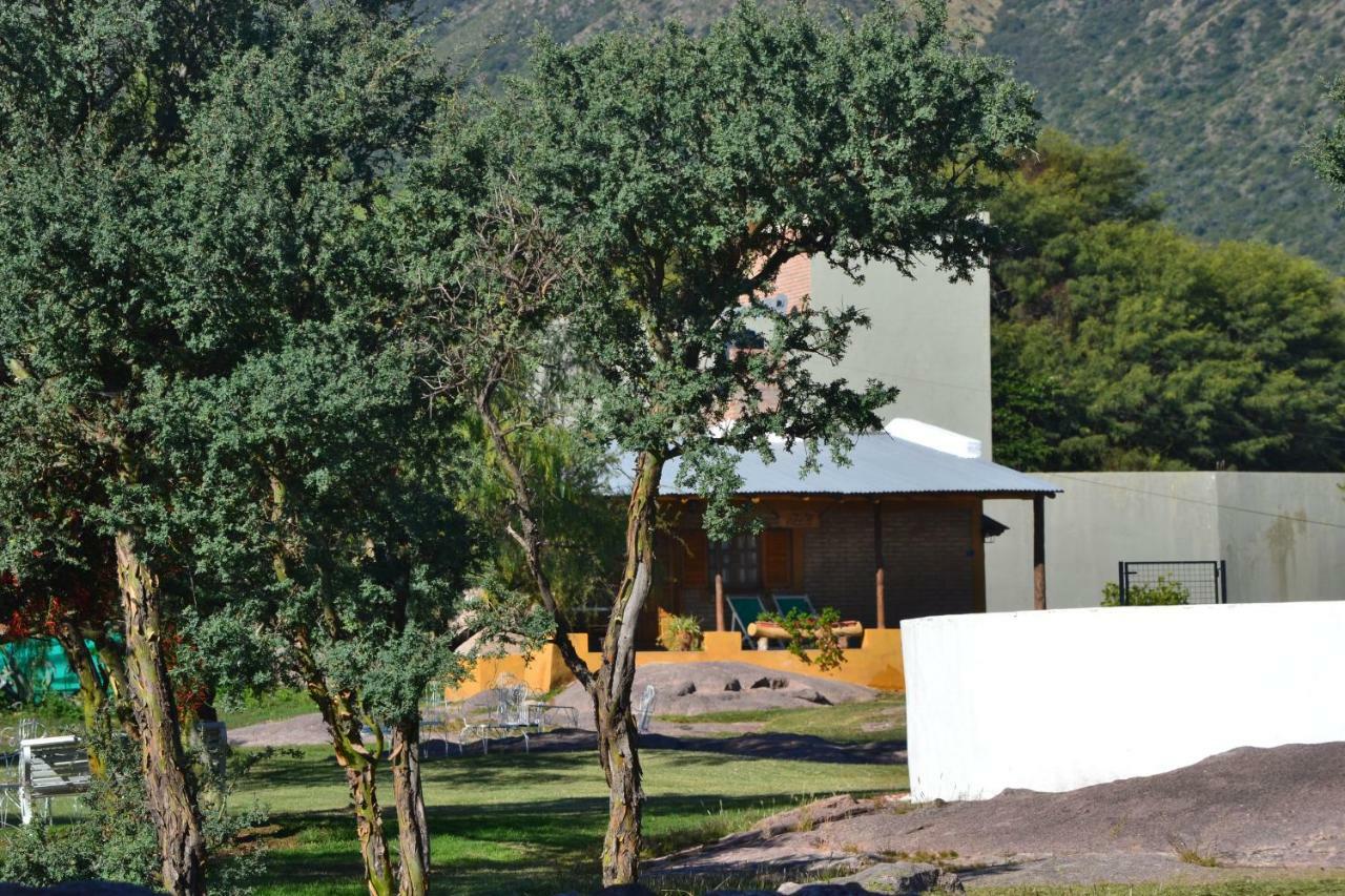 Relinchos Capilla del Monte
